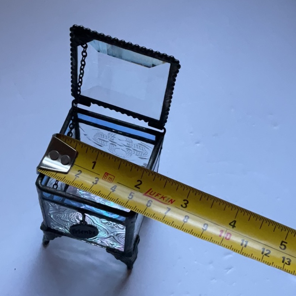 Elegant Brown Wood Music box and Glass Jewelry Box Set - Picture 12 of 13